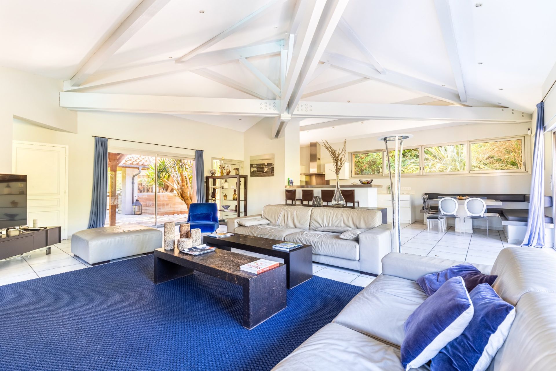 house 10 Rooms for sale on PYLA SUR MER (33115)