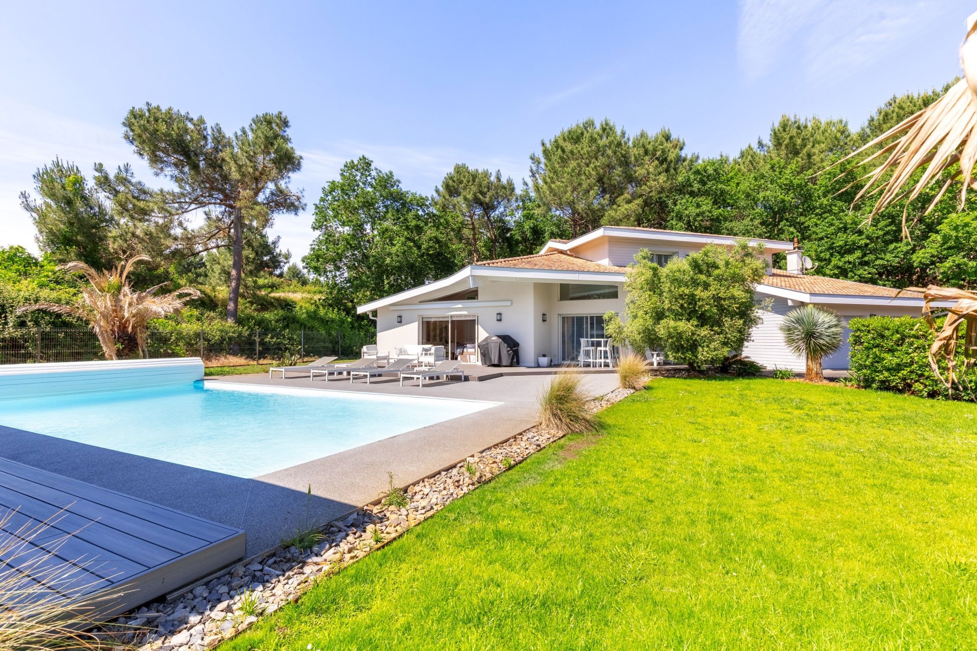 house 7 Rooms for sale on LA TESTE DE BUCH (33260)