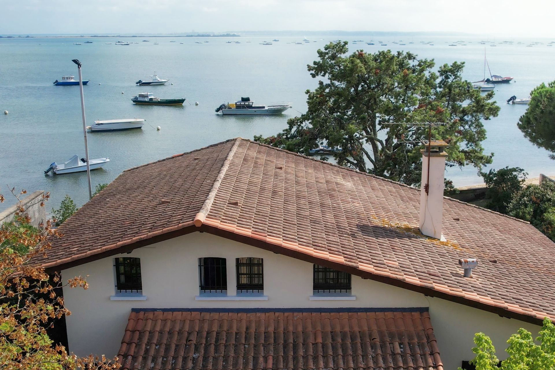 house 5 Rooms for sale on CAP FERRET (33970)