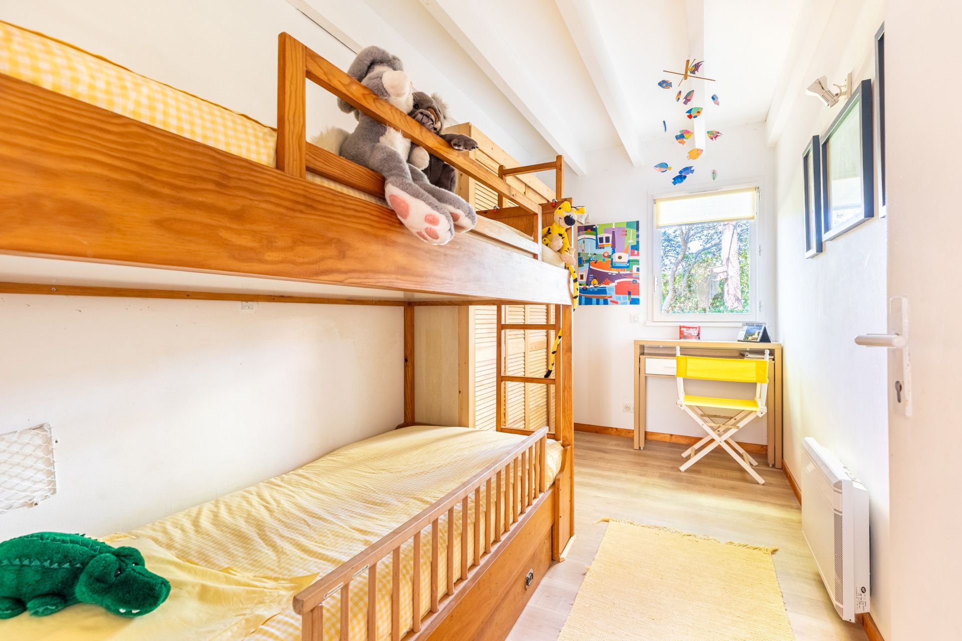 house 5 Rooms for sale on CAP FERRET (33970)