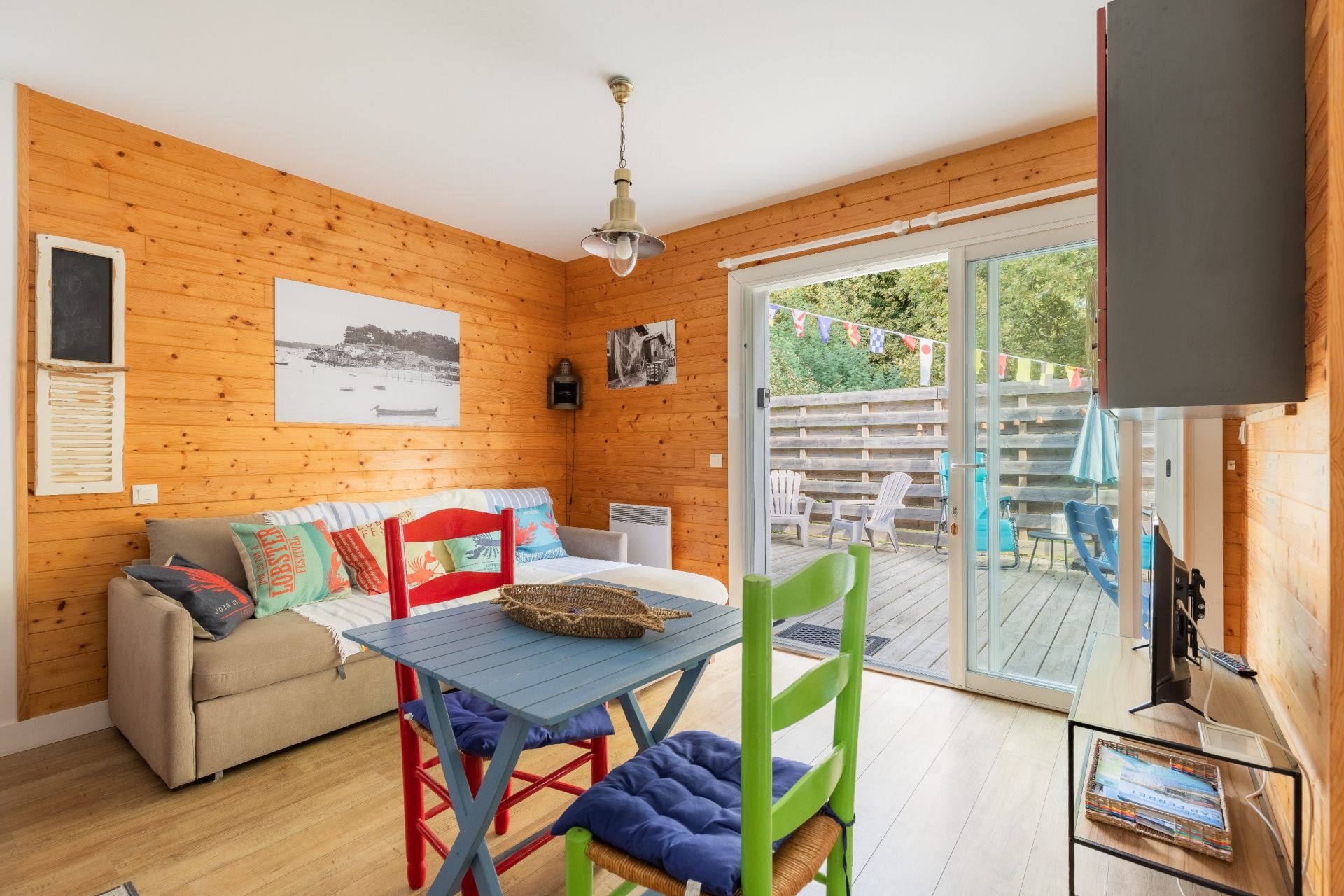 house 7 Rooms for sale on CAP FERRET (33970)