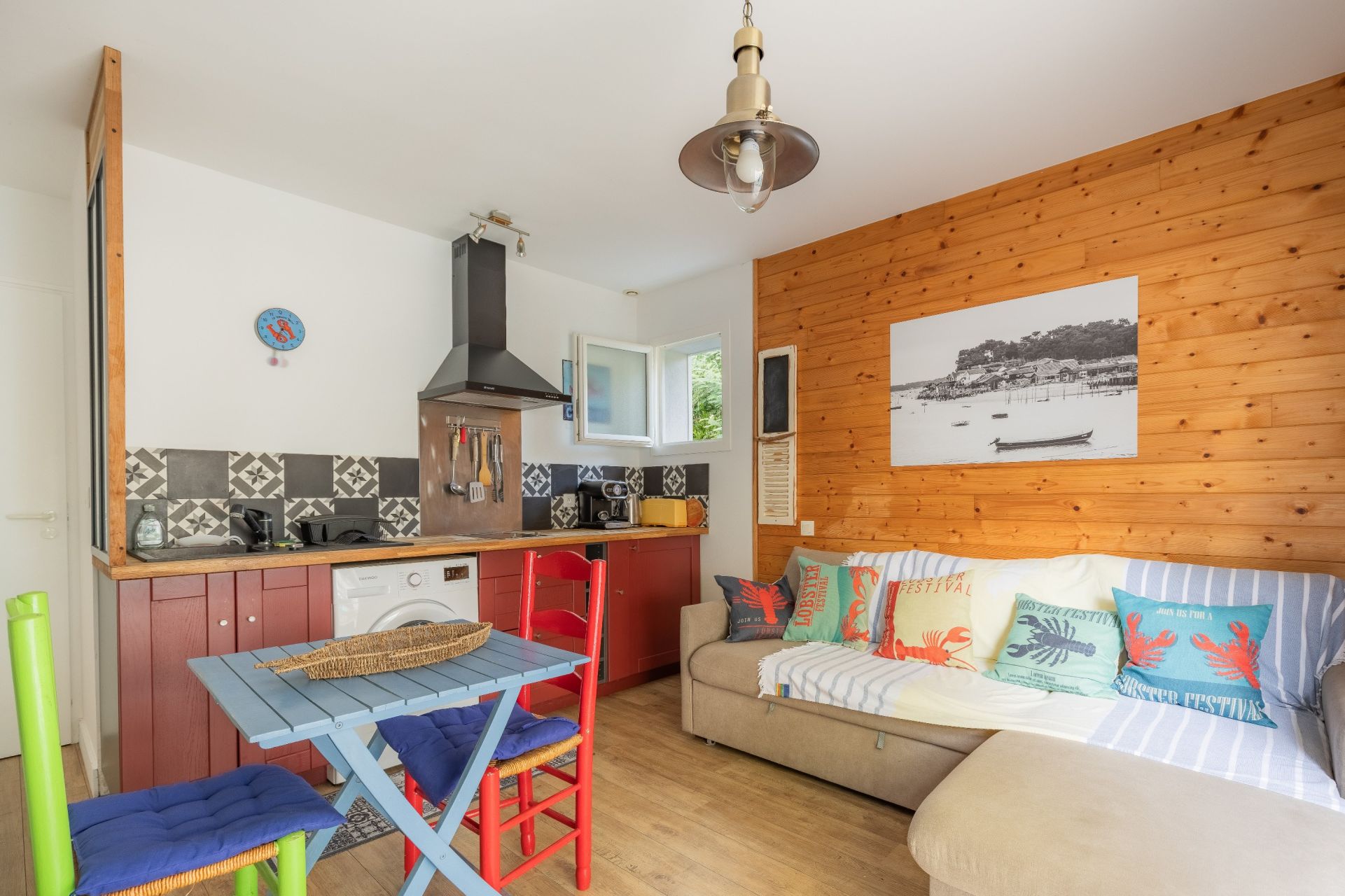 house 7 Rooms for sale on CAP FERRET (33970)