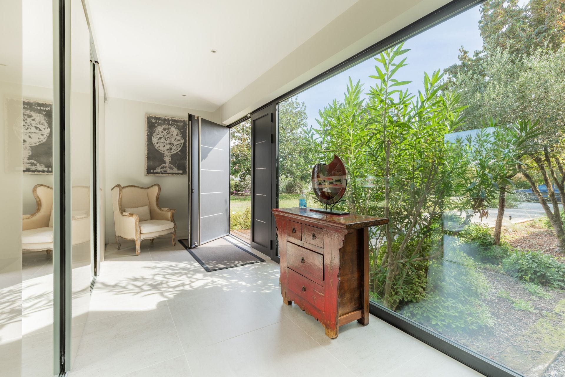 house 7 Rooms for sale on CAP FERRET (33970)