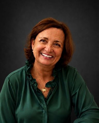 Anne Valérie Colas 